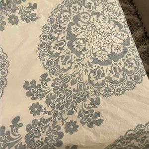 Pottery Barn King Size Duvet Cover Blue and Creme with 3 Euro Sham Covers